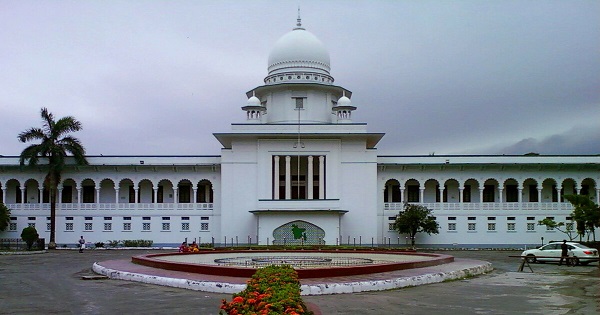 অর্থ লুটপাট ও পাচারকারীদের ‘শ্যুট ডাউন’ করা উচিত : হাইকোর্ট