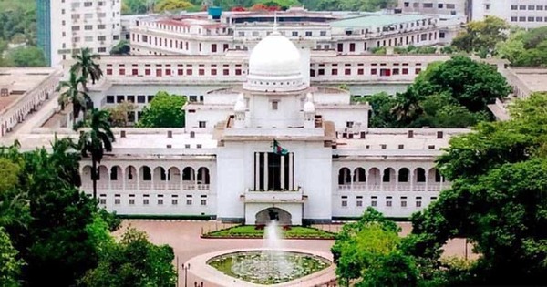 ছাত্রীদের কান মুখ খোলা রাখতে বাধ্য করা যাবে না : হাইকোর্ট