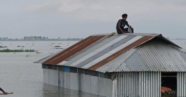 কুড়িগ্রামে বন্যা পরিস্থিতির অবনতি, বিপদ সীমার উপরে পানি